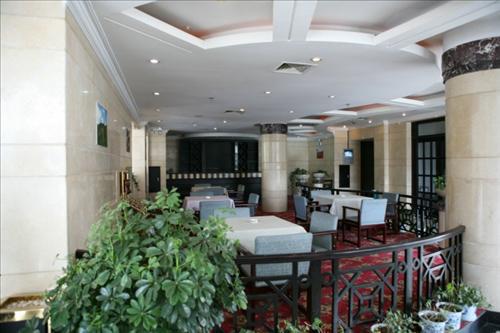 شانغريلا Zhaxidele Resort Hotel المظهر الداخلي الصورة